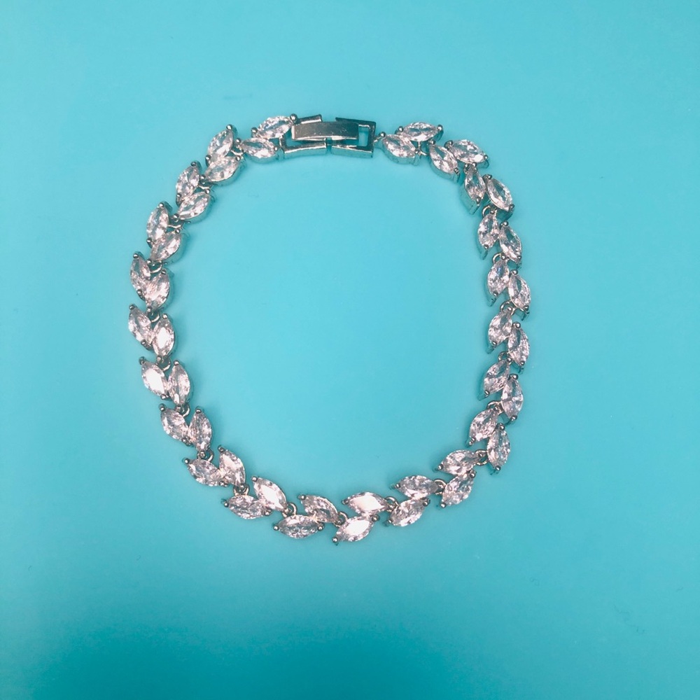 Elegant marquee cut Leaf Bracelet